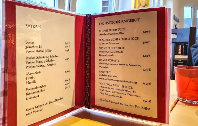 BookNoFees: Pekáreň – Krumkamp Bäckerei und Konditorei – Werne – Pekáreň a cukráreň Krumkamp, fotka 2