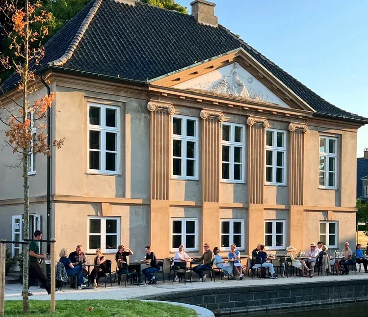 BookNoFees: Kaviareň – Cafe MØS – Copenhagen – Cafe MØS, fotka 1