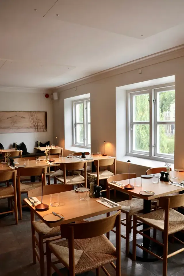 BookNoFees: Kaviareň – Cafe MØS – Copenhagen – Cafe MØS, fotka 3
