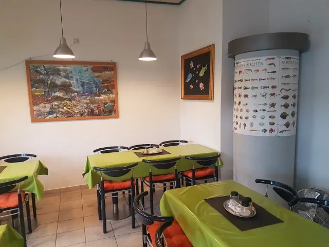 BookNoFees: Reštaurácia – Andy's Fischhütte – Bergkamen – Andyho rybárska chata, fotka 3