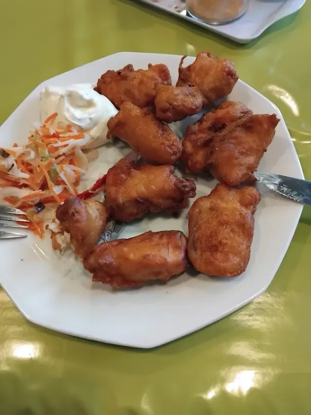 BookNoFees: Reštaurácia – Andy's Fischhütte – Bergkamen – Andyho rybárska chata, fotka 2