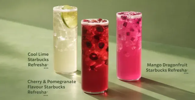 BookNoFees: Kaviareň – Starbucks – Bucharest – Starbucks, fotka 2