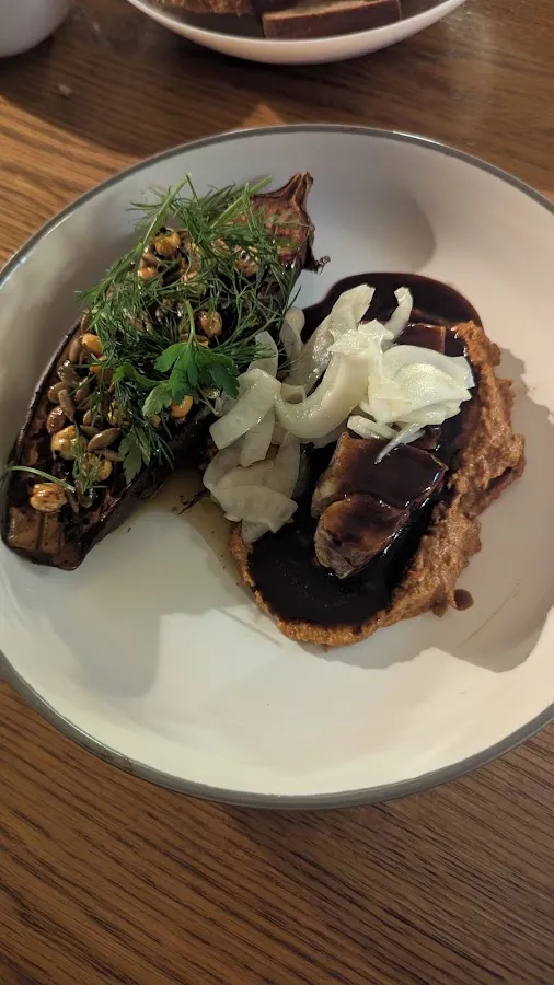BookNoFees: Kaviareň – Cafe & Bistro Harlekin – Kamen – Kaviareň a bistro Harlekin, fotka 2