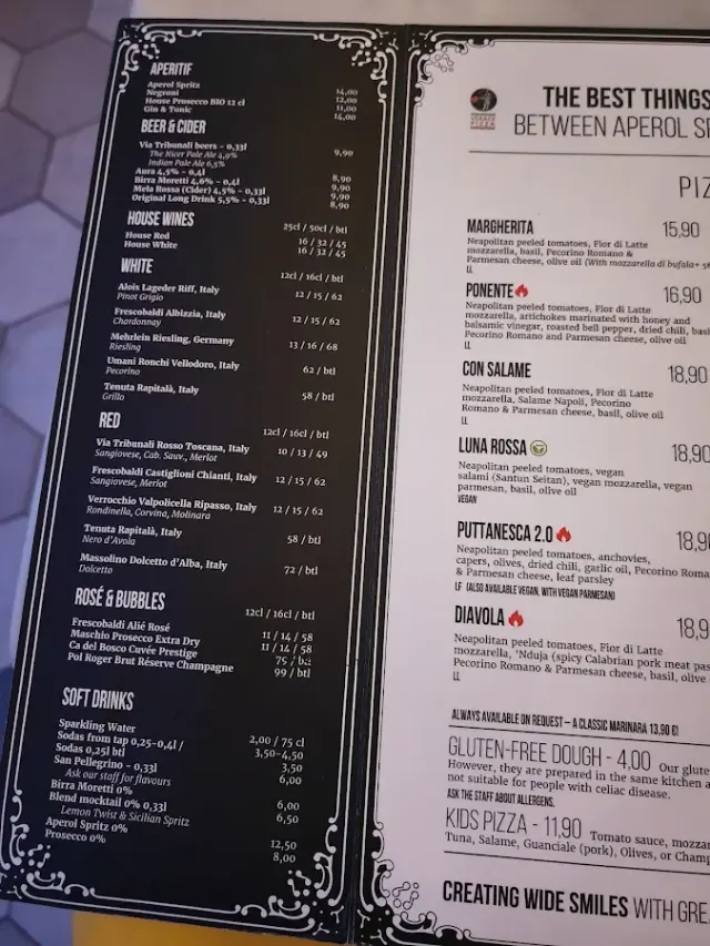BookNoFees: Reštaurácia – Pizzeria Via Tribunali – Helsinki – Pizzeria Via Tribunali, fotka 3