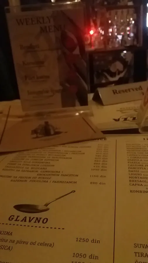 BookNoFees: Reštaurácia – La Piazza – Belgrade – Námestie, fotka 3