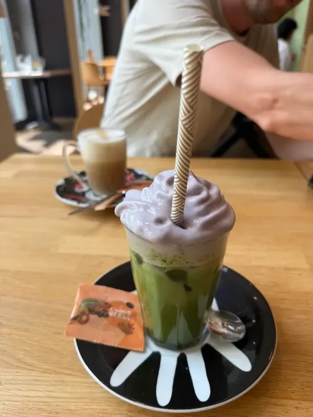 BookNoFees: Reštaurácia – Bagels & Beans – Amsterdam – Bagely a fazuľa, fotka 2