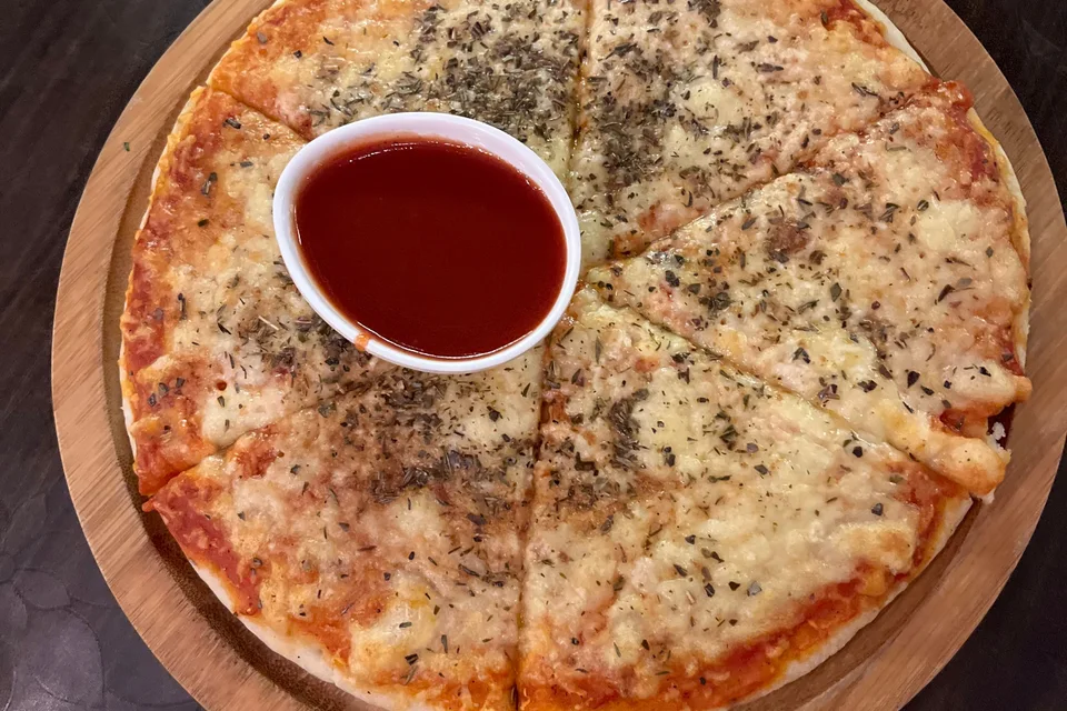BookNoFees: Ukážková fotografia: Pizza